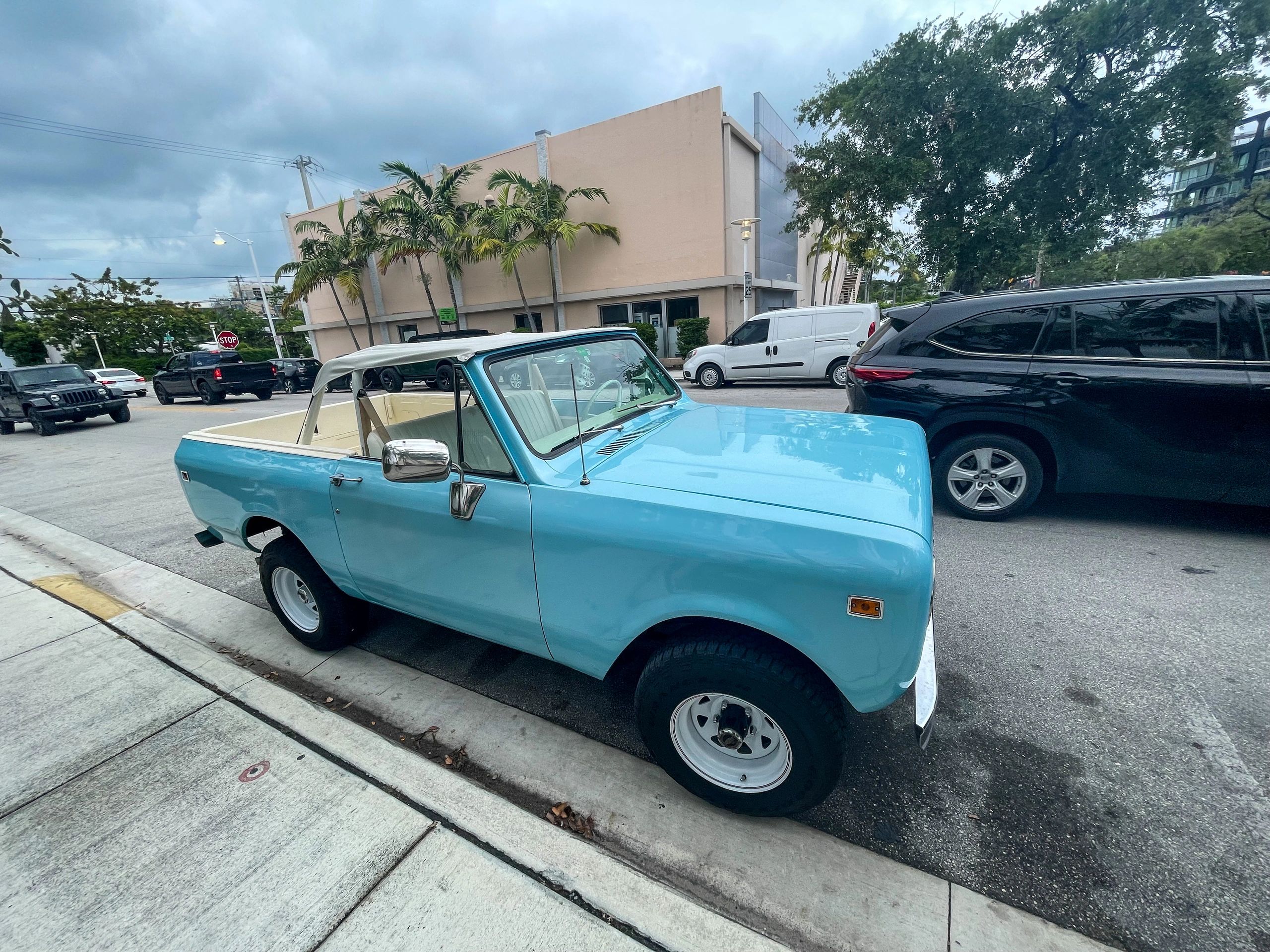 luxury car lease Florida